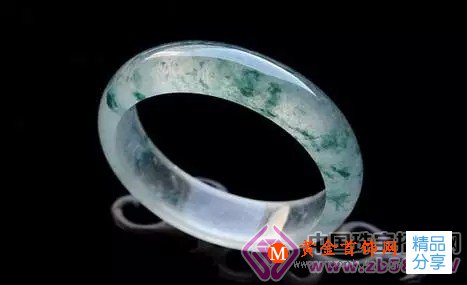 
	翡翠是否染色？辨別有妙招！
