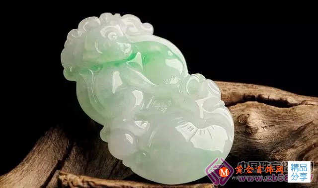 
	【佩戴禁忌】戴玉也要看琢型，不是什么形狀都能戴的
