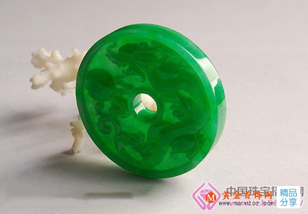 
	鑒別翡翠和綠松石的要點
