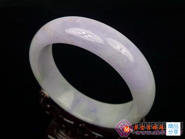 
	翡翠中的紫羅蘭種和墨翠種
