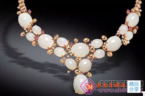 
	有一種高貴，叫金鑲玉
