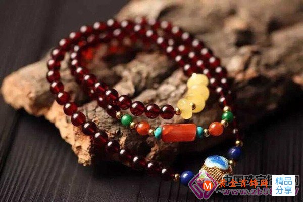 
	血珀到底是什么？該如何保養？
