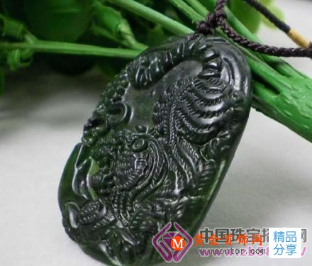 
	墨玉的功效 佩戴墨玉的好處 墨玉的七大功效
