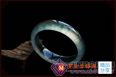 
	什么是翡翠“活玉”
