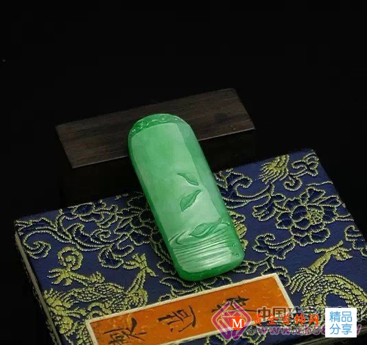 
	想玩翡翠要先懂ABCD

