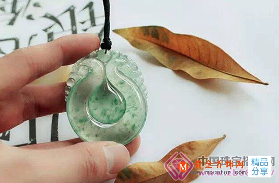 
	開在翡翠里的花永不凋零！

