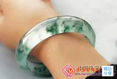 
	天熱了，別讓你的翡翠脫水了!
