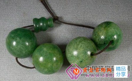 
	古董翡翠收藏的十四大門類
