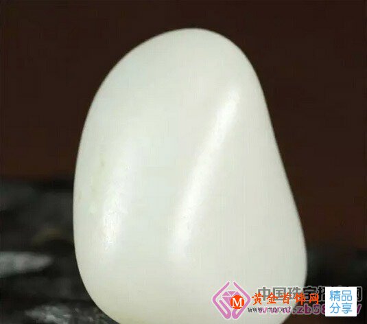 
	玉石和瑪瑙有什么不一樣？
