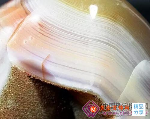
	了解瑪瑙的形成
