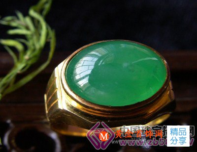 
	鑒定翡翠陽綠色
