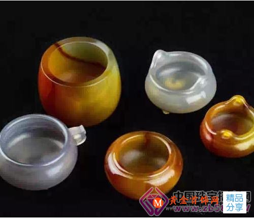 
	簡介北紅瑪瑙
