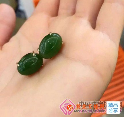 
	碧玉與翡翠如何區分？
