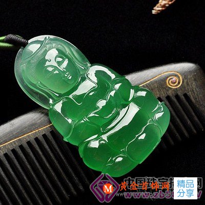 
	佩戴翡翠的知識
