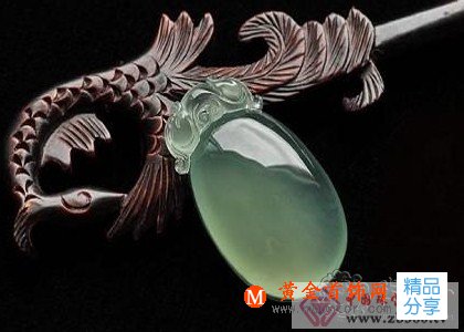 
	鑒定翡翠的裂綹
