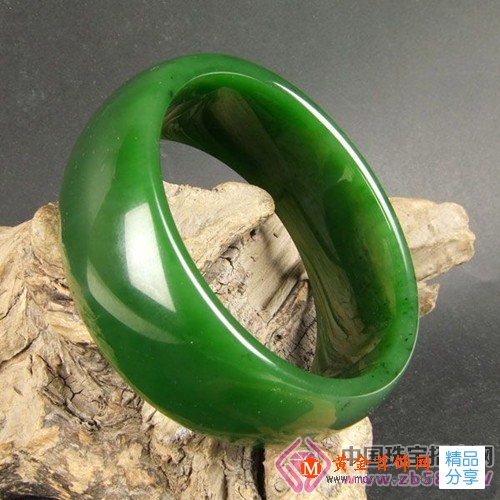 
	碧玉飾品如何挑選

