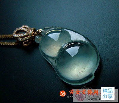 
	從顏色方面鑒定翡翠藍水

