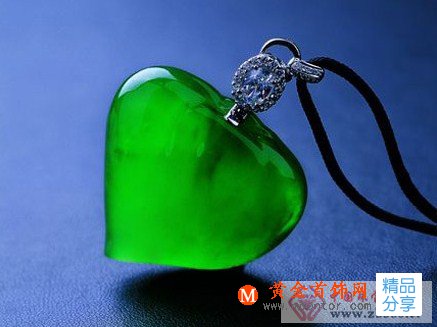 
	詳解翡翠的水頭與透明度之間的關系
