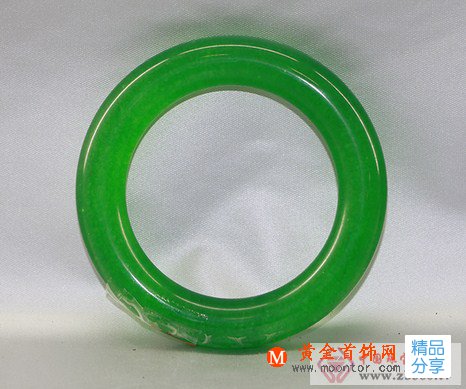 
	翡翠鑒藏：你不可不知的種和色
