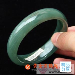 
	油青種翡翠的鑒別方法
