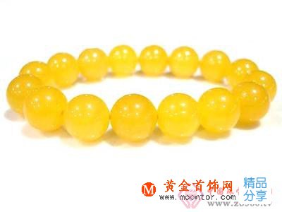 
	教你如何選擇黃玉飾品
