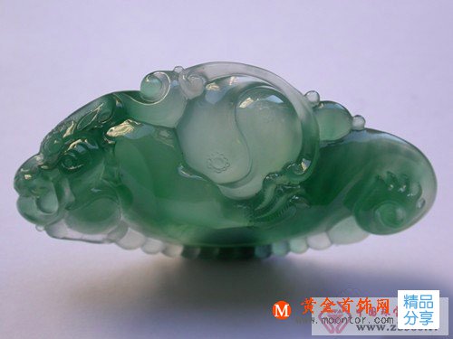 
	“岫玉.泰山玉.南方玉.藍田玉”—蛇紋石玉

