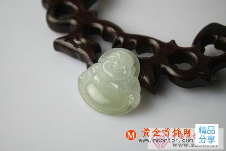 
	玉佛吊墜的意義

