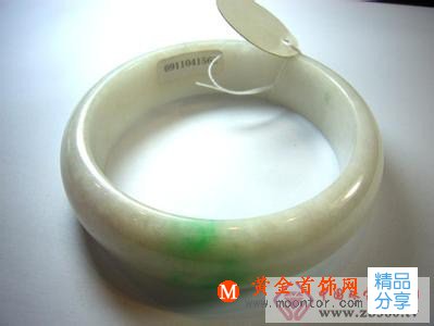 
	手鐲的戴法和意義
