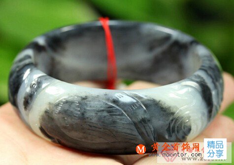 
	如何鑒別和田玉籽料手鐲
