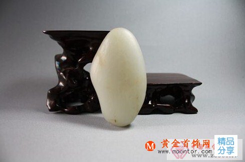 
	和田玉籽料怎么鑒別
