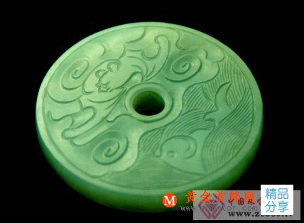 
	翡翠在材質上屬于什么
