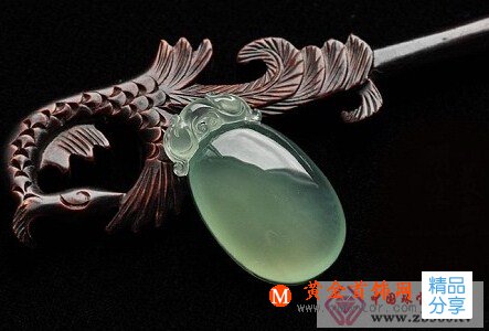 
	如何收藏翡翠飾品才永保精湛
