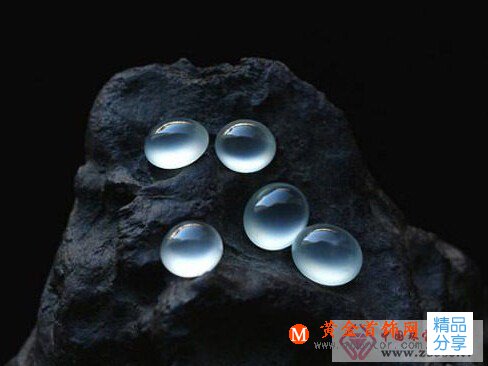 
	玉器收藏第一步：軟玉硬玉要分清
