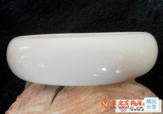 
	俄羅斯白玉的幾個特性
