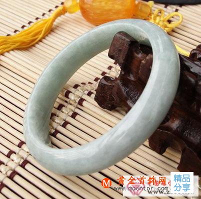 
	劣質翡翠怎么看
