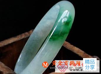 
	如何辨別翡翠質量
