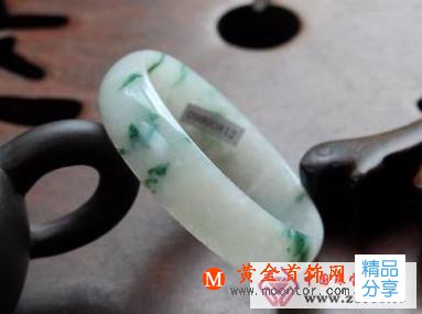 
	翡翠如何鑒定是否A貨
