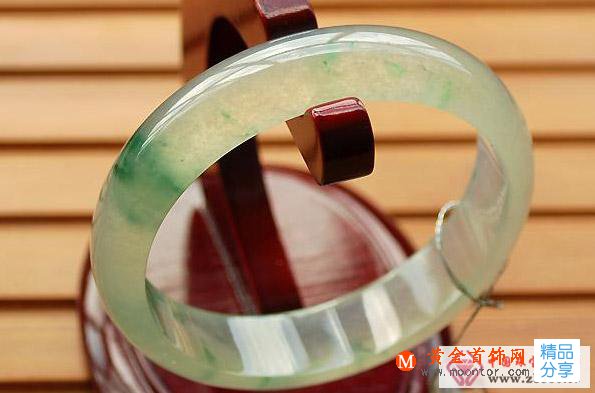 
	玉器鑒定有哪些妙招
