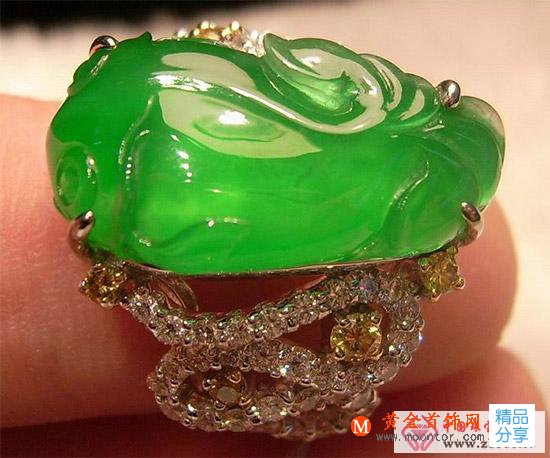 
	翡翠與玉有什么區別
