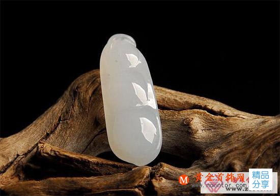 
	什么是老坑翡翠
