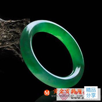 翡翠飾品不是非“綠”莫屬