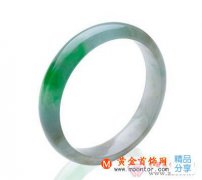 
	翡翠手鐲價值的首要元素
