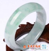 
	從收藏和投資的角度來購買翡翠手鐲
