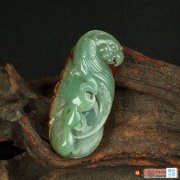 
	翡翠手玩件有什么作用
