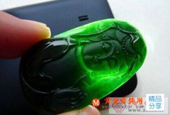 
	何選擇翡翠佛公？為什么翡翠常雕佛像？
