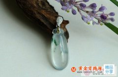 
	冰種飄花翡翠
