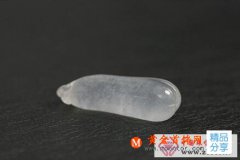 
	如何挑選到精美的翡翠福瓜
