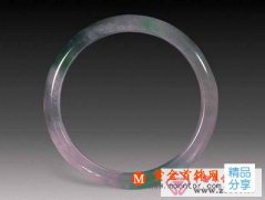 
	冰種翡翠有什么特征
