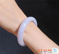 
	翡翠基本常識產地、種類及名稱來源簡單介紹
