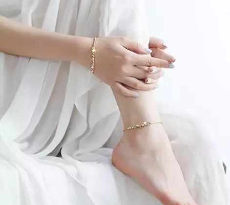 耳墜什么寓意？情侶腳鏈寓意？送胸針的寓意【解析大全】
